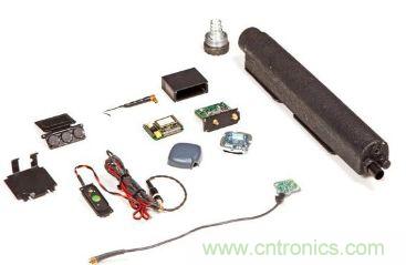 順時針方向依次為電池組、GPS天線、發(fā)射/接收單元和磁力安裝支架