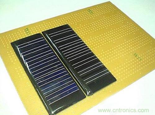 微型太陽能供電板DIY，給手電筒收音機(jī)供電