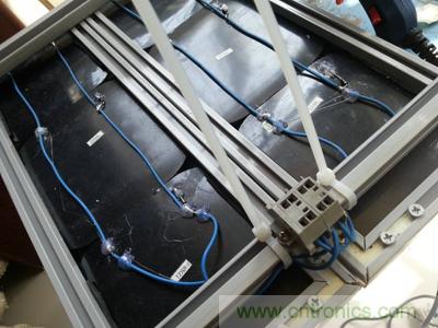 手工打造太陽能充電照明系統(tǒng):點(diǎn)亮LED給手機(jī)充電