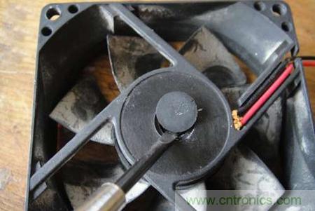 想減少電費(fèi)嗎？DIY一個迷你風(fēng)力發(fā)電機(jī)吧