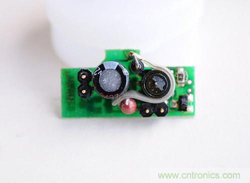 【拆解】走進(jìn)傳呼時(shí)代，天價(jià)傳呼機(jī)拆解探奇