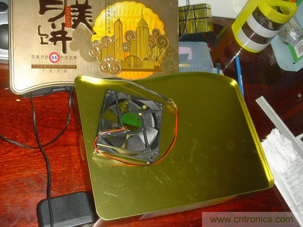 月餅盒DIY:自制筆記本散熱風(fēng)扇