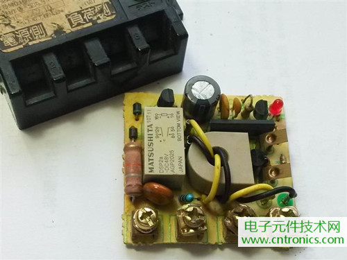 漏電保護(hù)器拆解：結(jié)構(gòu)有差異，做工不錯(cuò)