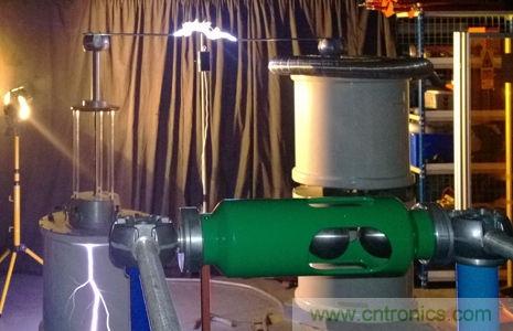 【視頻】網(wǎng)友熱議:諾基亞“閃電”充電技術(shù)