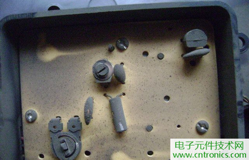 拆個老古董，日本精工石英電子掛鐘拆解