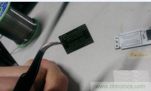 制作U盤全過程，由PCB做起