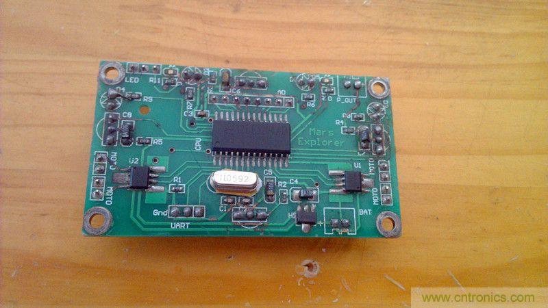 牛人力作！PCB版藍(lán)牙智能小車(chē)DIY