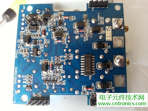 一款觸控開關拆解，做工不錯