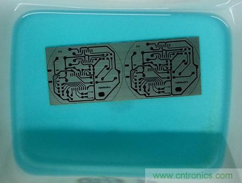 不足10元！低成本DIY便攜USB音箱