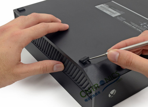 不容錯(cuò)過(guò)！大神級(jí)拆解力作：X-BOX ONE 解密內(nèi)部結(jié)構(gòu)!！