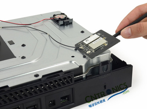 不容錯(cuò)過(guò)！大神級(jí)拆解力作：X-BOX ONE 解密內(nèi)部結(jié)構(gòu)!！