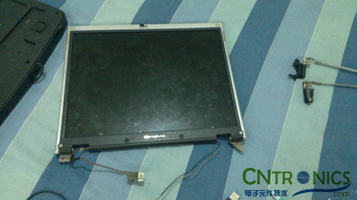 創(chuàng)意DIY：將筆記本大卸八塊做成臺式機！