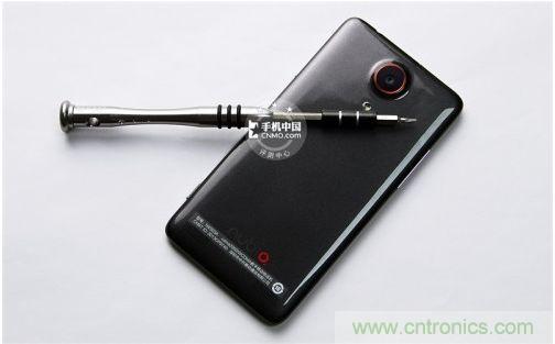 棋逢對手，詳拆努比亞Z5S如何力拼小米3 ？