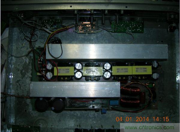 巧奪天工！大神利用山寨功放為高性價(jià)比逆變器&ldquo;穿新衣&rdquo;