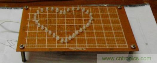 三八節(jié)將至！DIY心形LED流水燈！你們懂的~