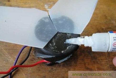 創(chuàng)意DIY！迷你風(fēng)力發(fā)電機(jī)！