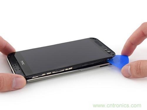 牛人強拆！新HTC One(M8)真機精密做工難修理