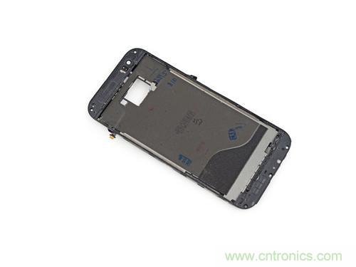 牛人強拆！新HTC One(M8)真機精密做工難修理