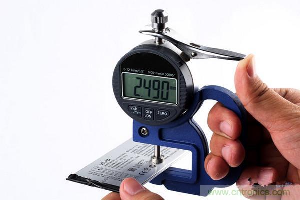 有圖有真相！暴拆VIVO X5 MAX,揭秘&ldquo;最薄之謎&rdquo;