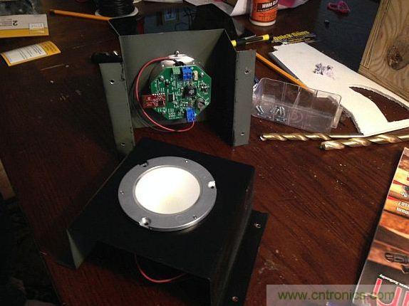 圖2：Microchip的PIC16F1788 28引腳8位高級模擬閃存MCU。