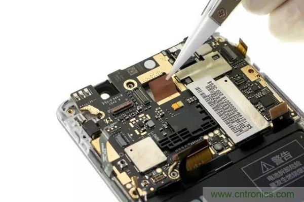  紅米Note 3姍姍來遲，是否藏有玄機？一拆便知