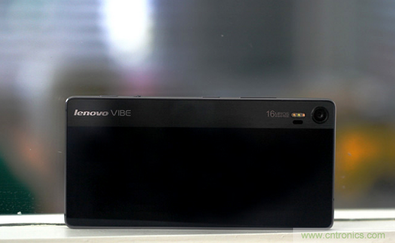 聯(lián)想Vibe Shot拆解，看如何打造一款拍照手機(jī)?