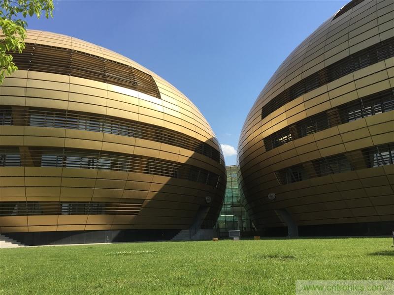 無邊框的 nubia Z9 ，一款既有驚喜，又有驚艷的智能手機(jī)