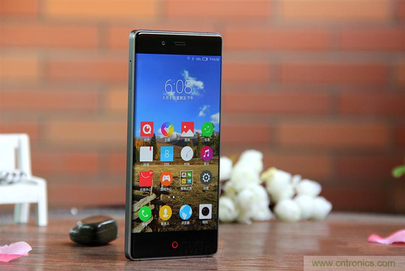 無邊框的 nubia Z9 ，一款既有驚喜，又有驚艷的智能手機(jī)