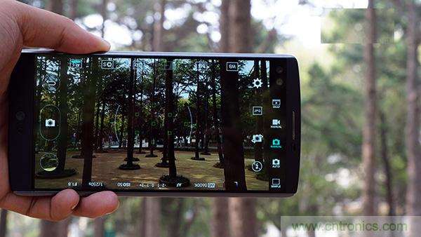 業(yè)界良心 LG V10 評測:剛毅、冷峻，不失人性化