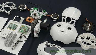 拆解筆記本不過癮，那就來拆拆日本情感機器人吧！