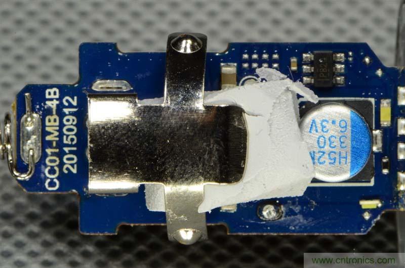 小米車(chē)載充電器拆解評(píng)測(cè)：49元能讓這枚&ldquo;子彈&rdquo;飛多遠(yuǎn)？