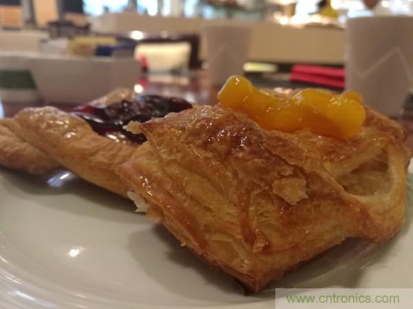 新旗艦Mate 8全評(píng)測(cè)：橫空出世！能否延續(xù)一機(jī)難求？