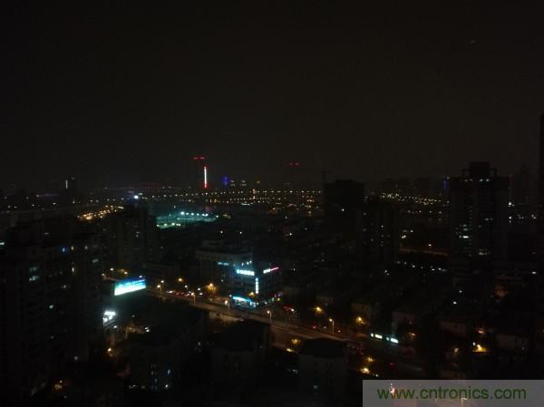 新旗艦Mate 8全評(píng)測(cè)：橫空出世！能否延續(xù)一機(jī)難求？