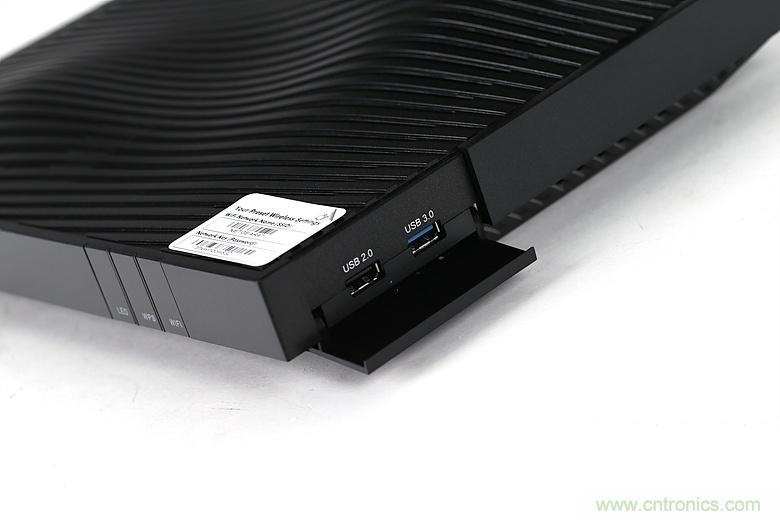 無(wú)線性能很野蠻的上網(wǎng)&ldquo;指揮官&rdquo;&mdash;&mdash;網(wǎng)件R8500