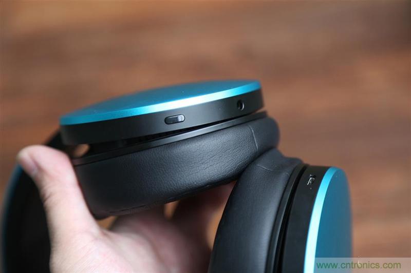 頭條哥的夢想之作！FIIL耳機能讓汪峰上頭條否？