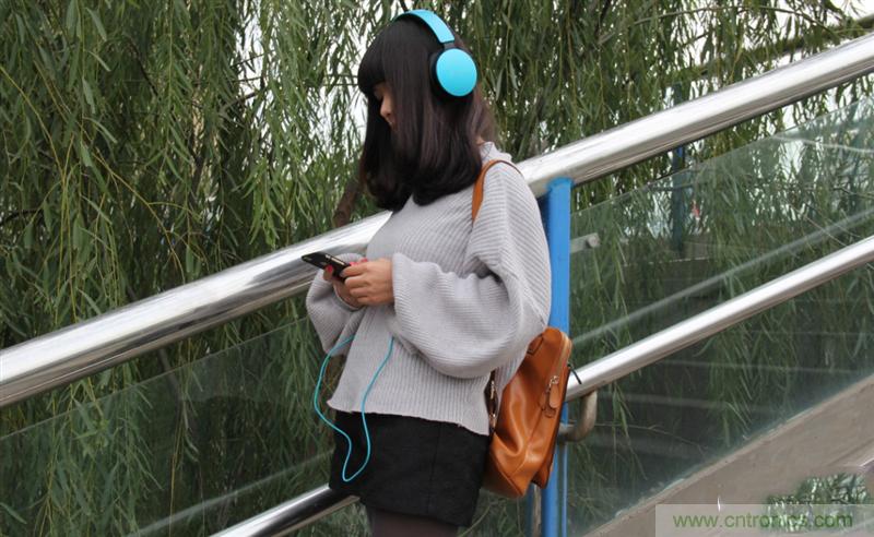 頭條哥的夢想之作！FIIL耳機能讓汪峰上頭條否？