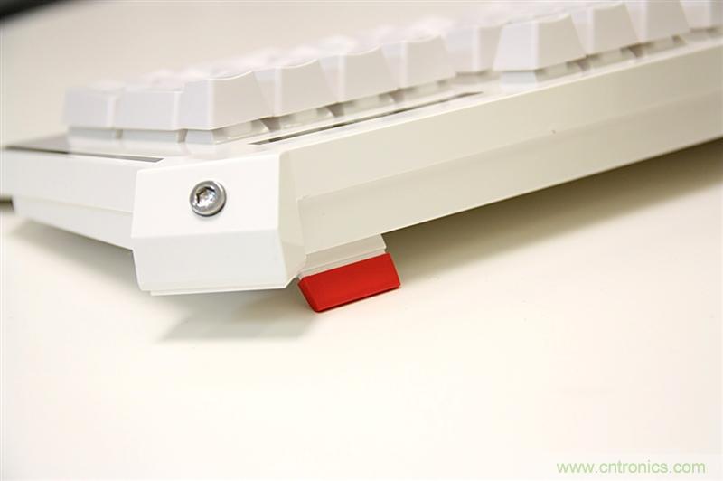 曾經(jīng)的網(wǎng)吧統(tǒng)治者&mdash;雙飛燕血手幽靈機(jī)械鍵盤(pán)，真世界最快？