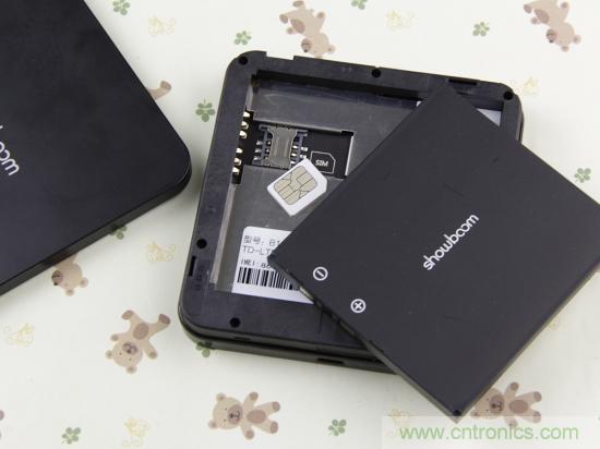 出差必備神器！可充電的移動(dòng)無線路由手由寶體驗(yàn)測評