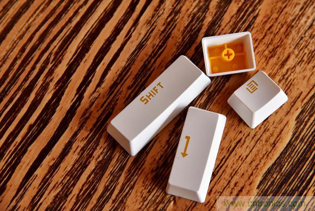 左手寫愛，右手寫他&mdash;&mdash;從此鍵盤鼠標(biāo)不分家！