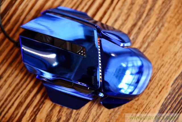 左手寫愛，右手寫他&mdash;&mdash;從此鍵盤鼠標(biāo)不分家！