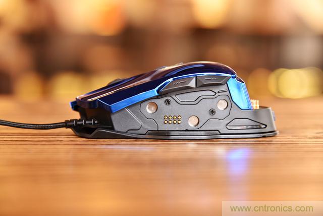 左手寫愛，右手寫他&mdash;&mdash;從此鍵盤鼠標(biāo)不分家！