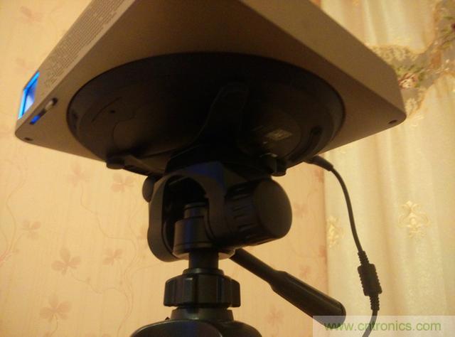 無屏電視時代已然來臨，客廳你做好準(zhǔn)備了嗎？