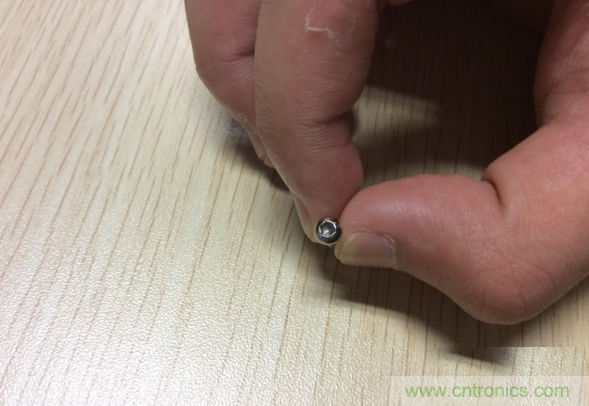 真飛機拆不著，那就來拆拆無人機&ldquo;鼻祖&rdquo;大疆吧！