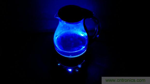 新的智能養(yǎng)生之道，從一個易叮云智能水壺開始