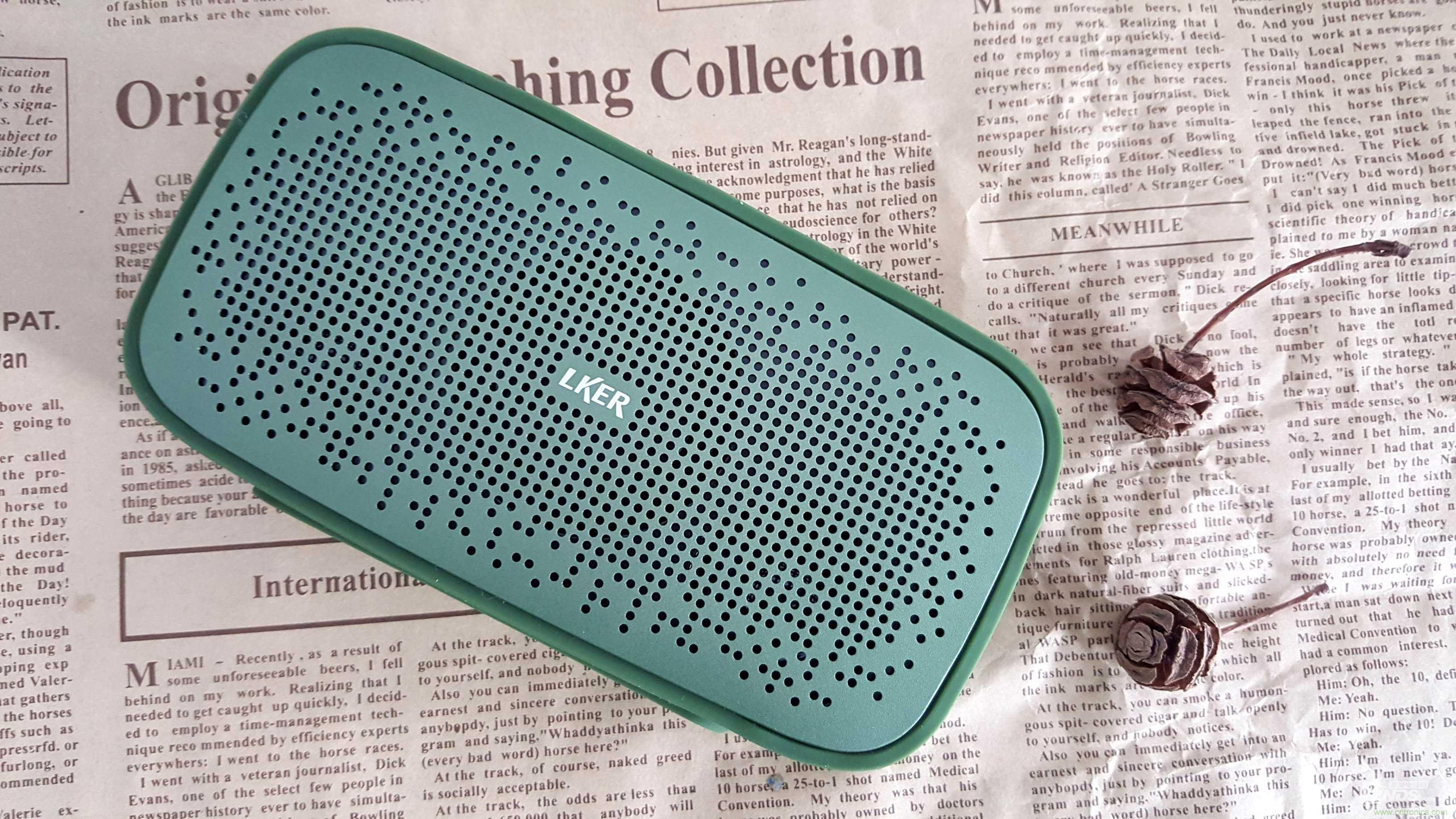 搞怪&ldquo;美人魚&rdquo;盡享靈克藍(lán)牙音箱的天籟之音！