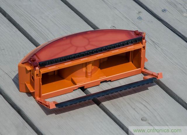 智能導航掃地機器人，以內更靠譜！