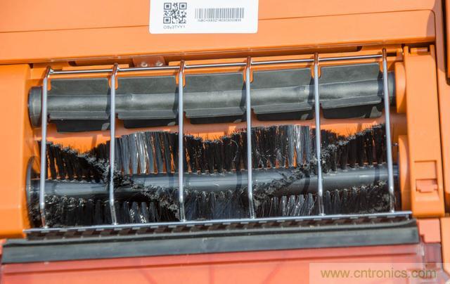 智能導航掃地機器人，以內更靠譜！