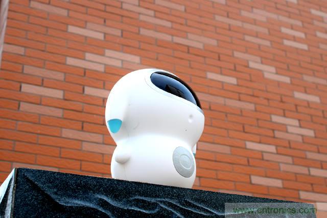 &ldquo;爸爸再不陪我，我就長大了&rdquo;&mdash;&mdash;小騰機(jī)器人