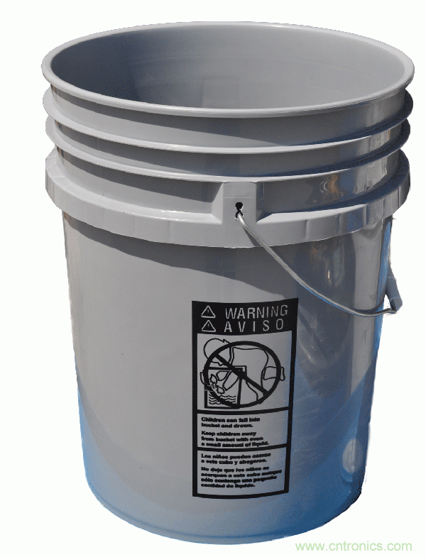 藝術(shù)源于生活，用生活中的物件也能制作磁流體