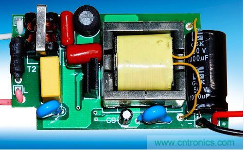 LED驅(qū)動電源的分類、選擇及使用注意事項